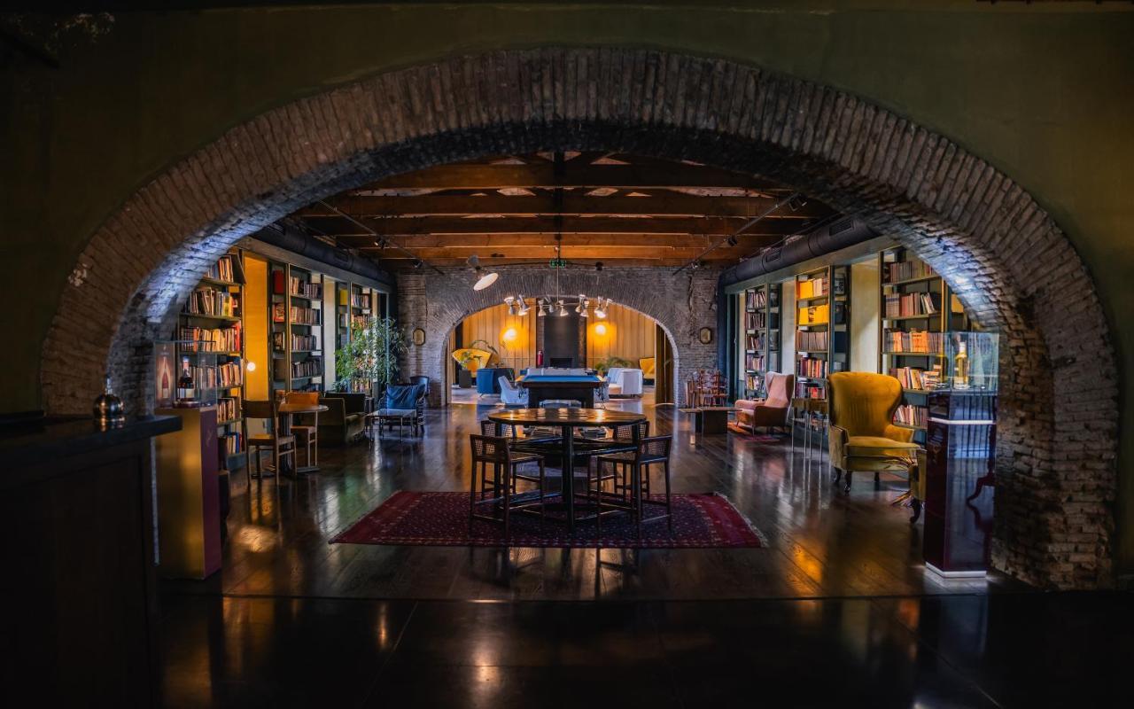 Tsinandali Estate, A Radisson Collection Hotel Bagian luar foto Library at the Hotel